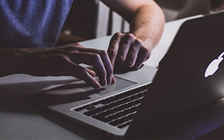 imToken官网怎么看市场？别光盯行情，这些栏目才是关键